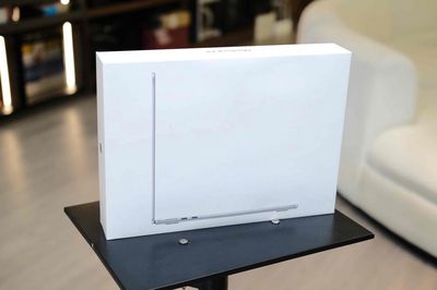 MacBook Air M5 13 inch 24GB/1TB, New Fullbox - 134