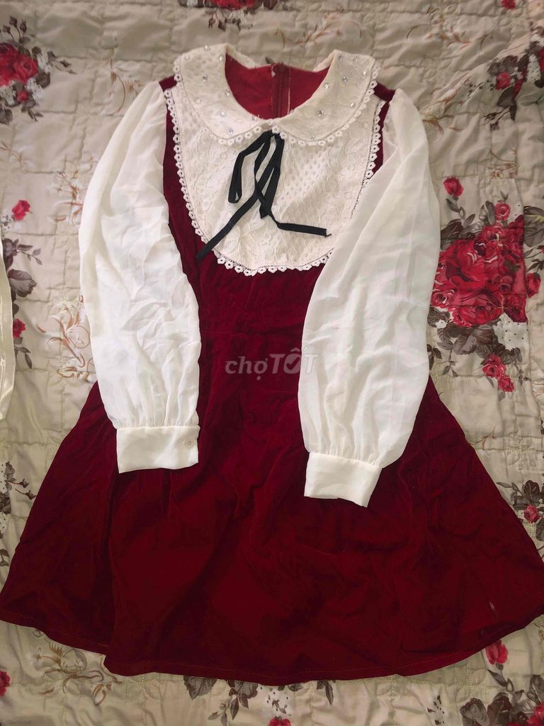 Đầm Nữ Nhung Ren Đỏ Trắng. Mua bán Quần áo tại Huyện Cờ Đỏ Cần Thơ được đăng bởi Bảo Nghi Trần Ngọc hình 1