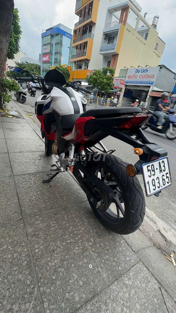 Honda CB190 2020 Красно-бело-синий