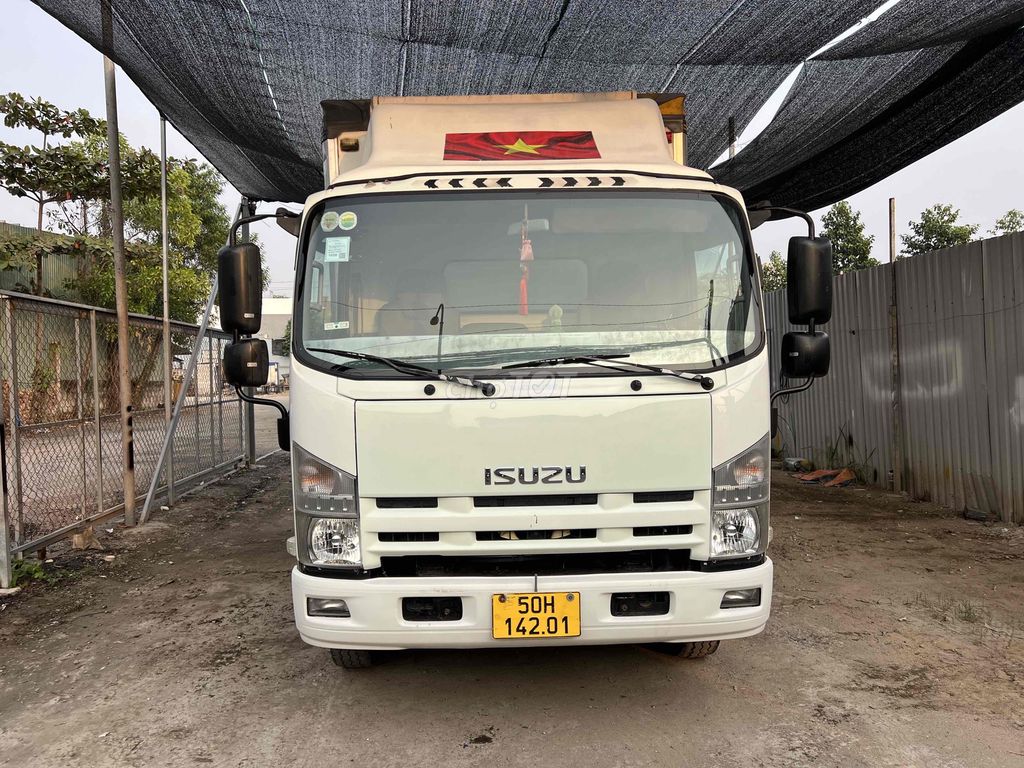 Isuzu thùng bảo ôn.tải 5t3