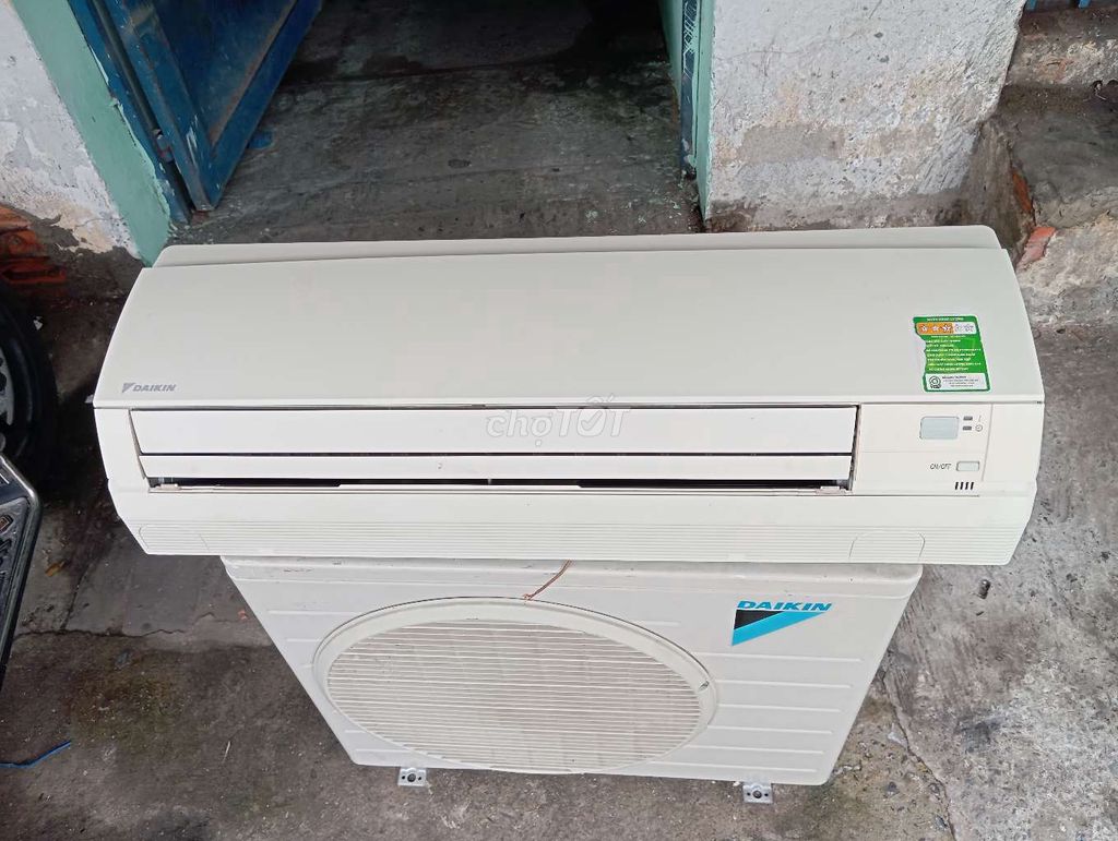 Máy lạnh daikin 1 ngựa.máy mới 90%