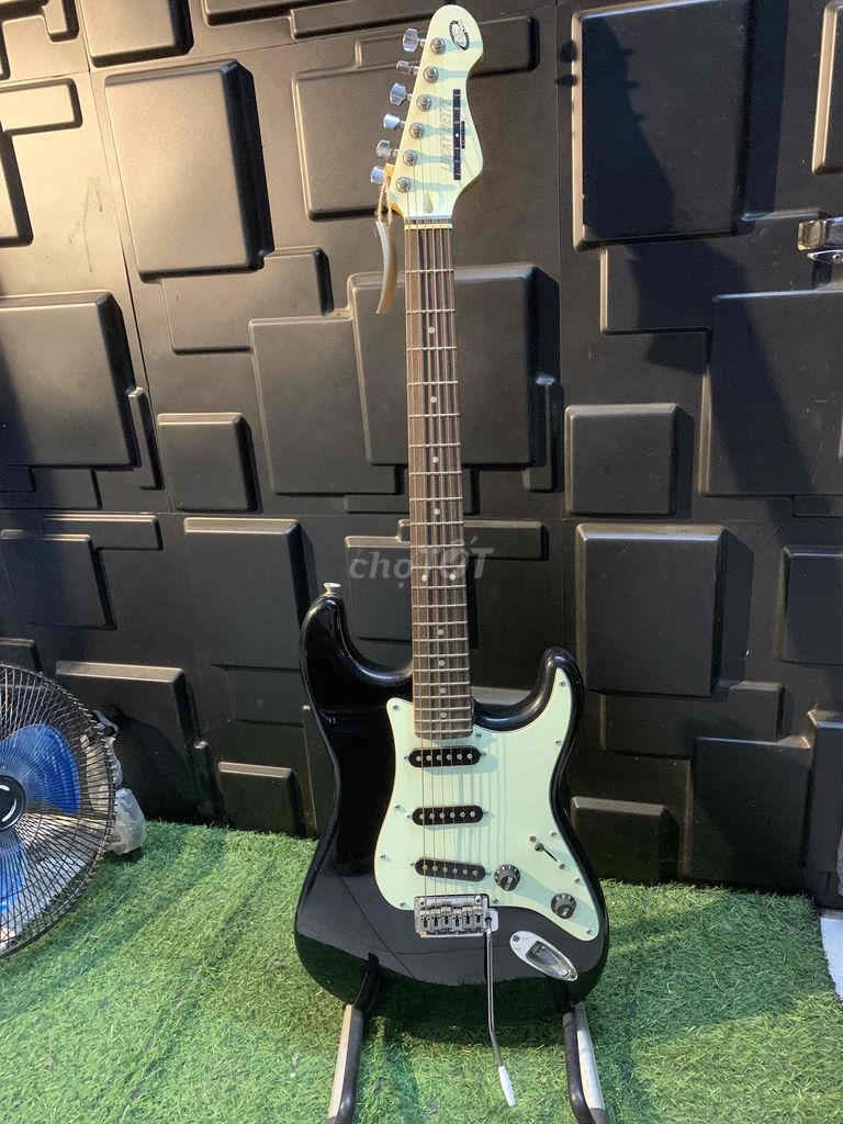 Guitar điện LUCKY BETTY SSS Đen. Mua bán Nhạc cụ tại Thành phố Thủ Đức Tp Hồ Chí Minh được đăng bởi Hoàng Lâm hình 1