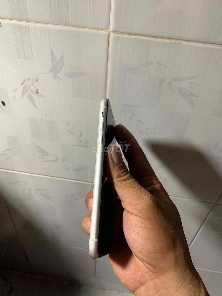 Apple iPhone 11 64GB. Mua bán Điện thoại tại Huyện U Minh Cà Mau được đăng bởi Long hình 1