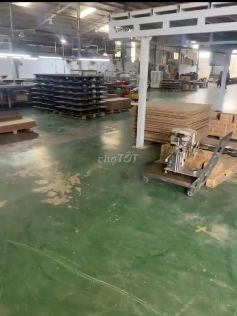 Bán gấp nhà xưởng trên đất 1900m2 đường lớn tại Đức Hoà Thượng,Long An. Mua bán văn phòng, mặt bằng kinh doanh tại Huyện Đức Hòa Long An được đăng bởi Chợ Địa Ốc hình 2