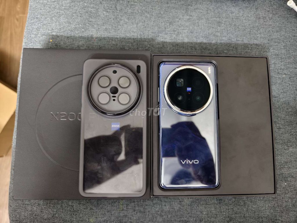 Vivo X200 Pro 512GB Đen 99%. Mua bán Điện thoại tại Quận Long Biên Hà Nội được đăng bởi Tình hình 1