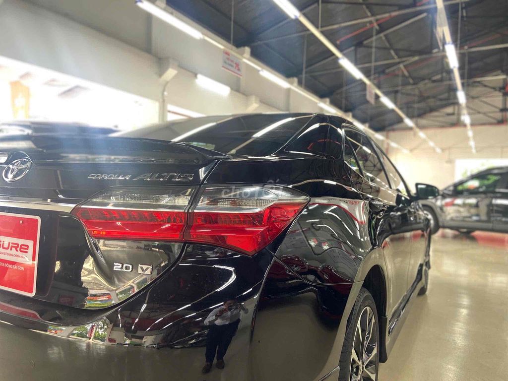 Toyota Corolla Altis 2017 2.0V màu đen - 13000 km. Mua bán Ô tô tại Thành phố Thủ Đức Tp Hồ Chí Minh được đăng bởi Hữu Phúc hình 12