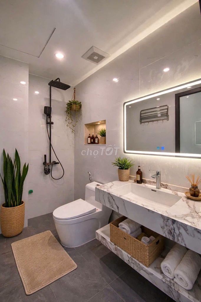 Bán nhà phố trung tâm Long Biên, 40m2 x 6 tầng thang máy, giá nhỉnh 7