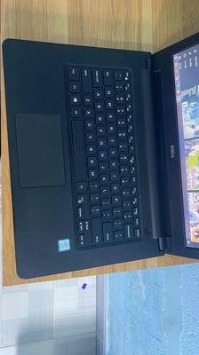 Laptop Dell i5 th7 14inch máy đẹp zin all full. Mua bán Laptop tại Quận Tân Phú Tp Hồ Chí Minh được đăng bởi Tuệ Nghi