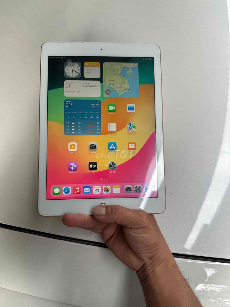 Apple iPad Gen 6 Vàng hồng. Mua bán Máy tính bảng tại Thành phố Dĩ An Bình Dương được đăng bởi phương hình 1
