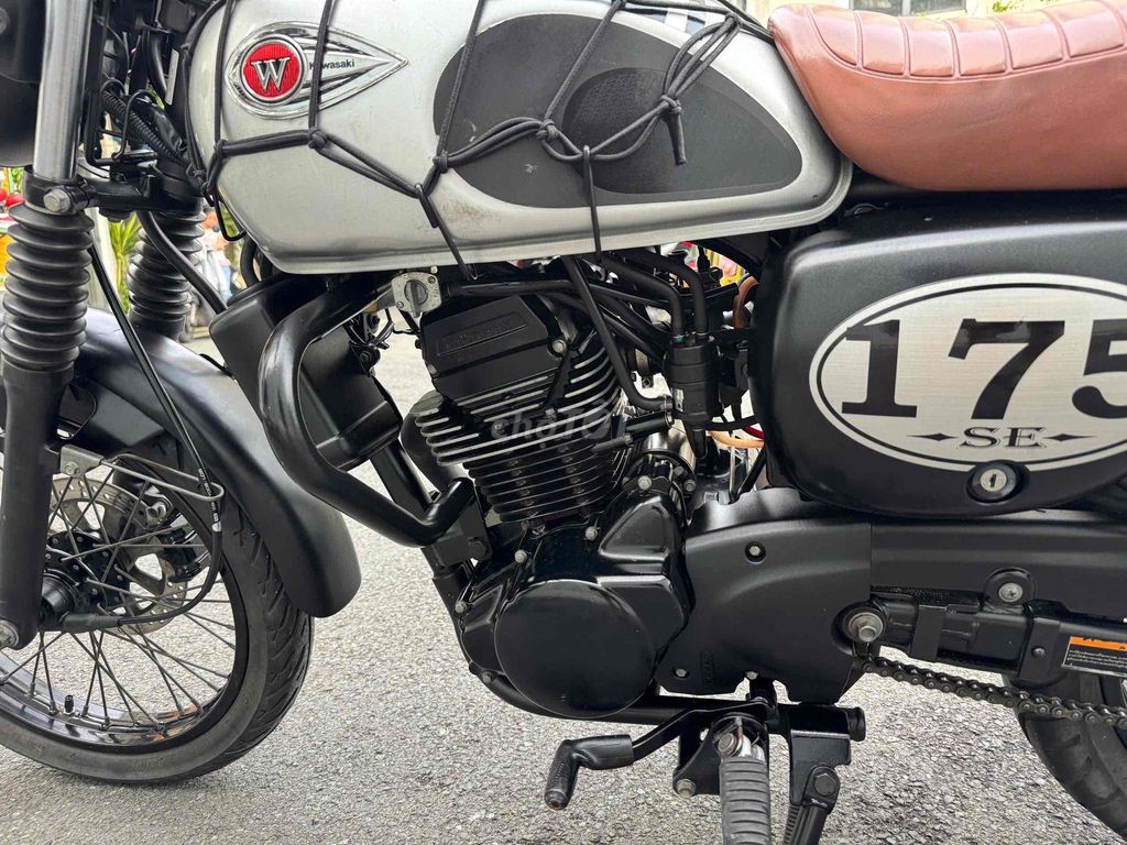 Kawasaki W175 2019 с документами, госномер 62