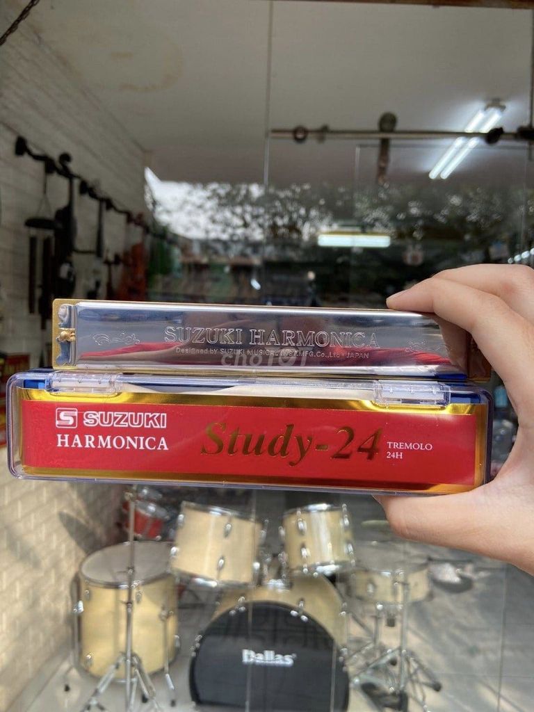 Kèn Harmonica Suzuki hộp đựng đẹp