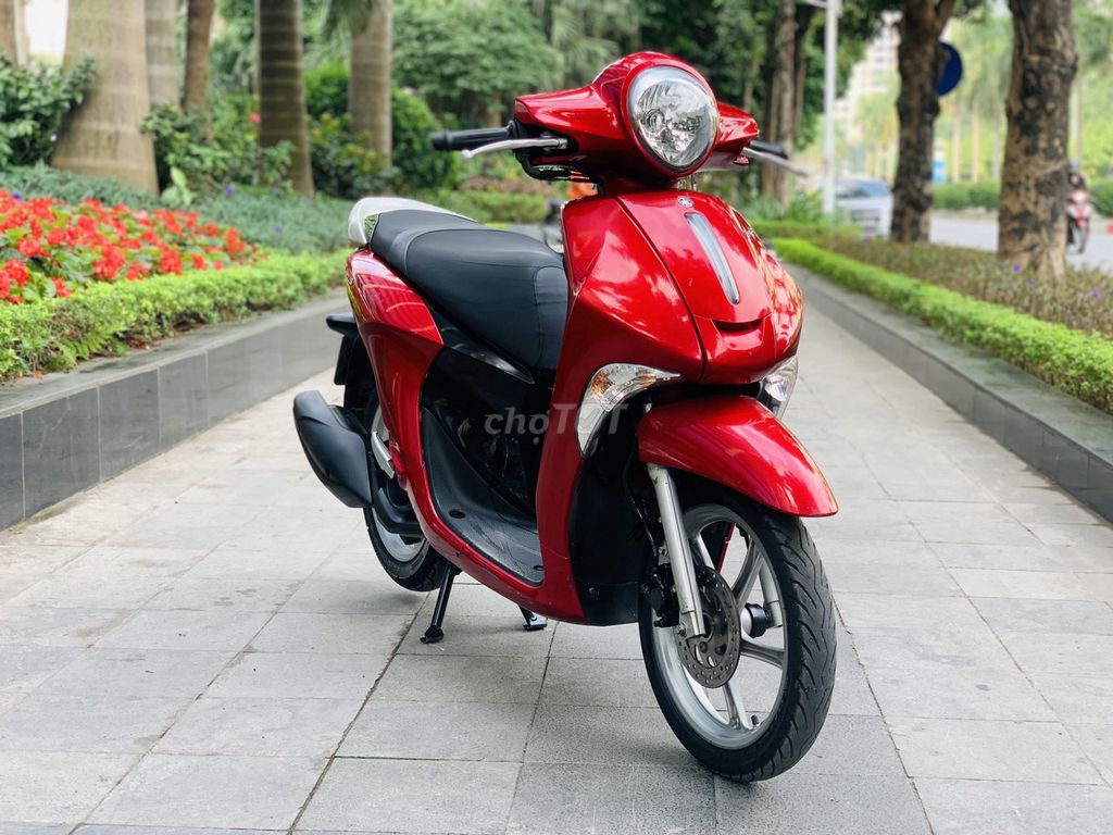 Yamaha Janus 125fi красная номер 29 оригинальный мотоцикл