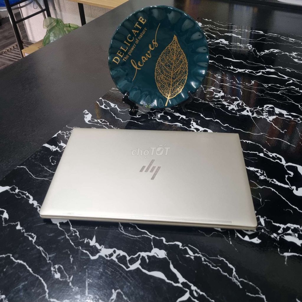 Hp envy 13 gold full kim loại nhỏ 1kg-i5 gen 10