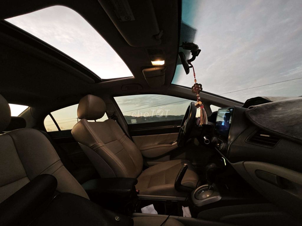 Honda Civic 2.0 AT Đỏ. Mua bán Ô tô tại Huyện Cư M'gar Đắk Lắk được đăng bởi Ja Huy  hình 8