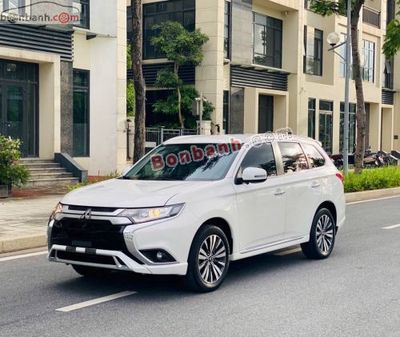 Mitsubishi Outlander 2.0 CVT 2022. Mua bán Ô tô tại Quận Ba Đình Hà Nội được đăng bởi Le Hoang Nam
