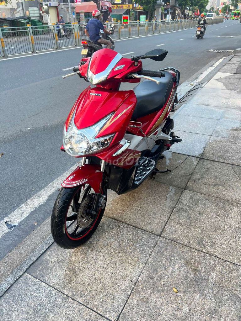 Honda Air Blade FI 2010 Đỏ Đã sử dụng