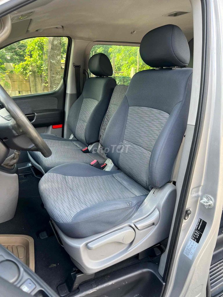 Hyundai Starex 2011 2.5D MT - 130000 km. Mua bán Ô tô tại Quận 7 Tp Hồ Chí Minh được đăng bởi Lethai hình 4