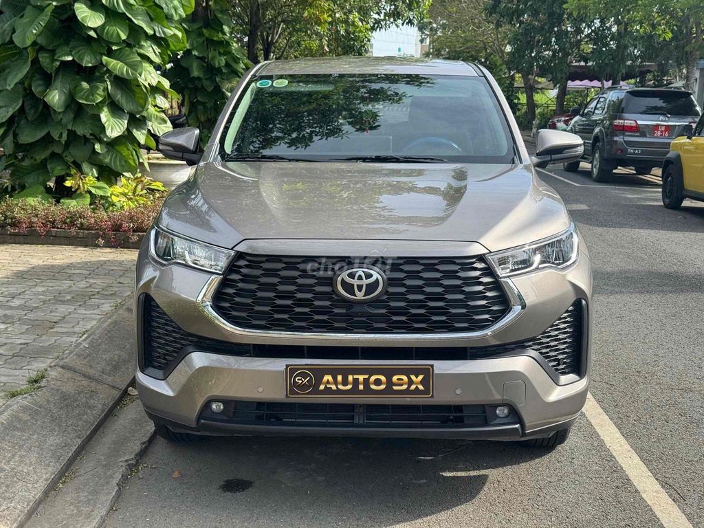 🚘 TOYOTA INNOVA CROSS 2024 - Xe 1 Chủ dùng kỹ. Mua bán Ô tô tại Thành phố Thủ Đức Tp Hồ Chí Minh được đăng bởi Tấn Lợi Car hình 3