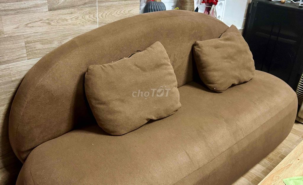 Thanh lí sofa 1m6 mới 99%