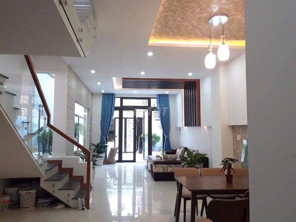 Chính chủ cần cho thuê nhà 3 tầng mặt tiền Phú Lộc- Hoà Minh