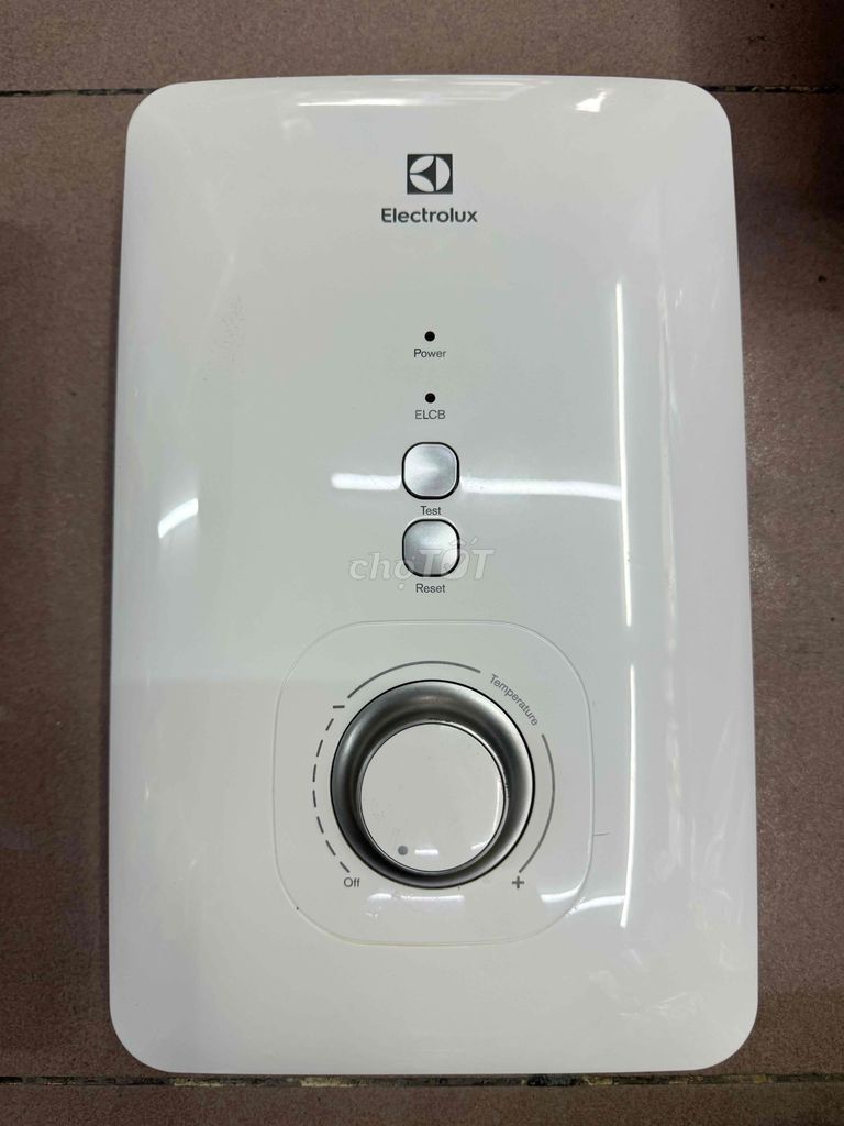 Máy nước nóng Electrolux có bơm bh 6 tháng