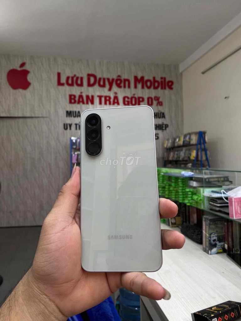 Samsung A56 8GB/128GB Trắng. Mua bán Điện thoại tại Quận Gò Vấp Tp Hồ Chí Minh được đăng bởi lại hồng lưu hình 1