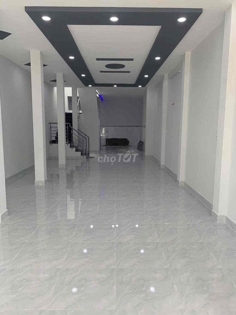 Аренда · 2 комн. · 100 м² · Quận Tân Phú, ул. Gò Dầu