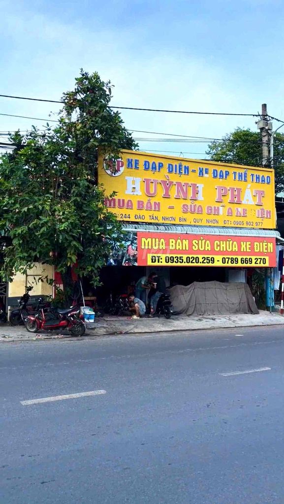 Nhà 2 mặt tiền vị trí siêu đẹp