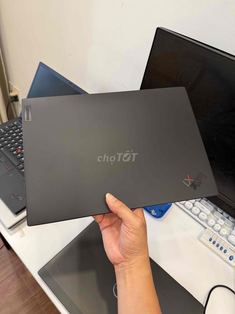 Thinkpad X1 Carbon Gen 9 i7 16GB/512 FHD+ Touch. Mua bán Laptop tại Quận Tân Bình Tp Hồ Chí Minh được đăng bởi ĐẶNG HOÀNG PHÚC hình 1