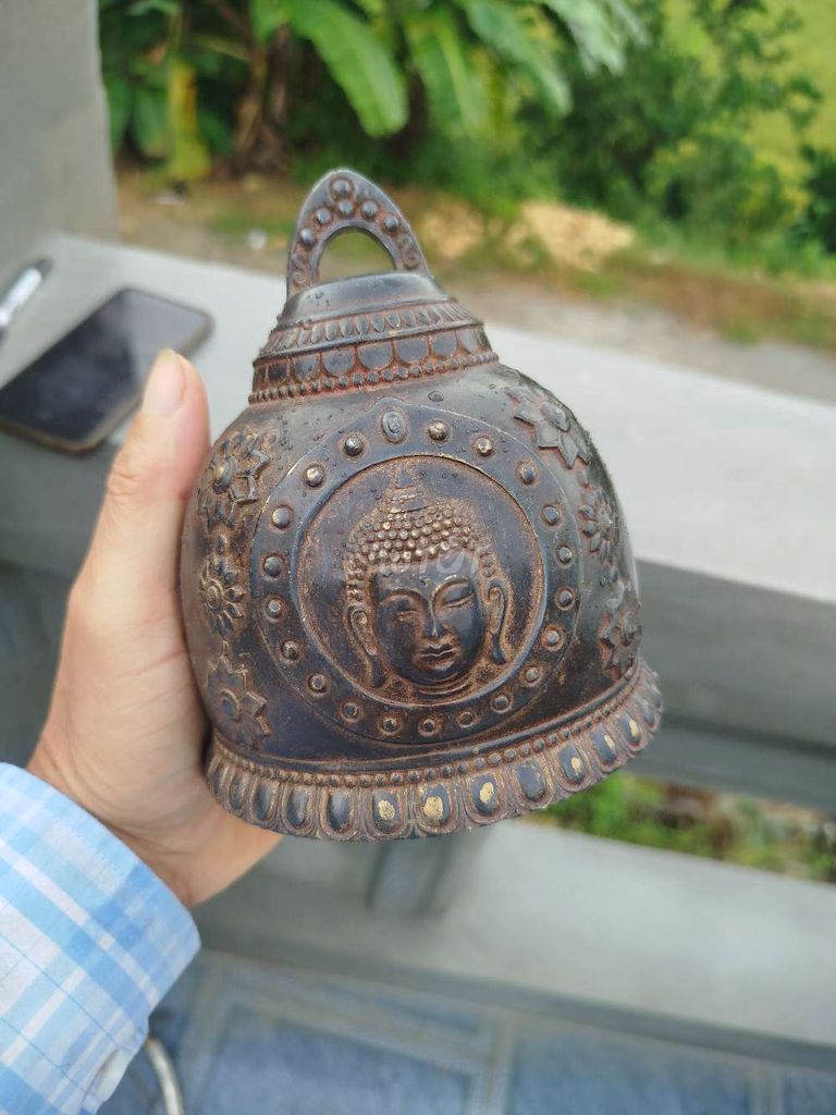 Chuông Phật giáo Đồng Cổ xưa Nguyên bản. Mua bán Đồ sưu tầm, đồ cổ tại Huyện Đoan Hùng Phú Thọ được đăng bởi Phong nguyễn hình 1