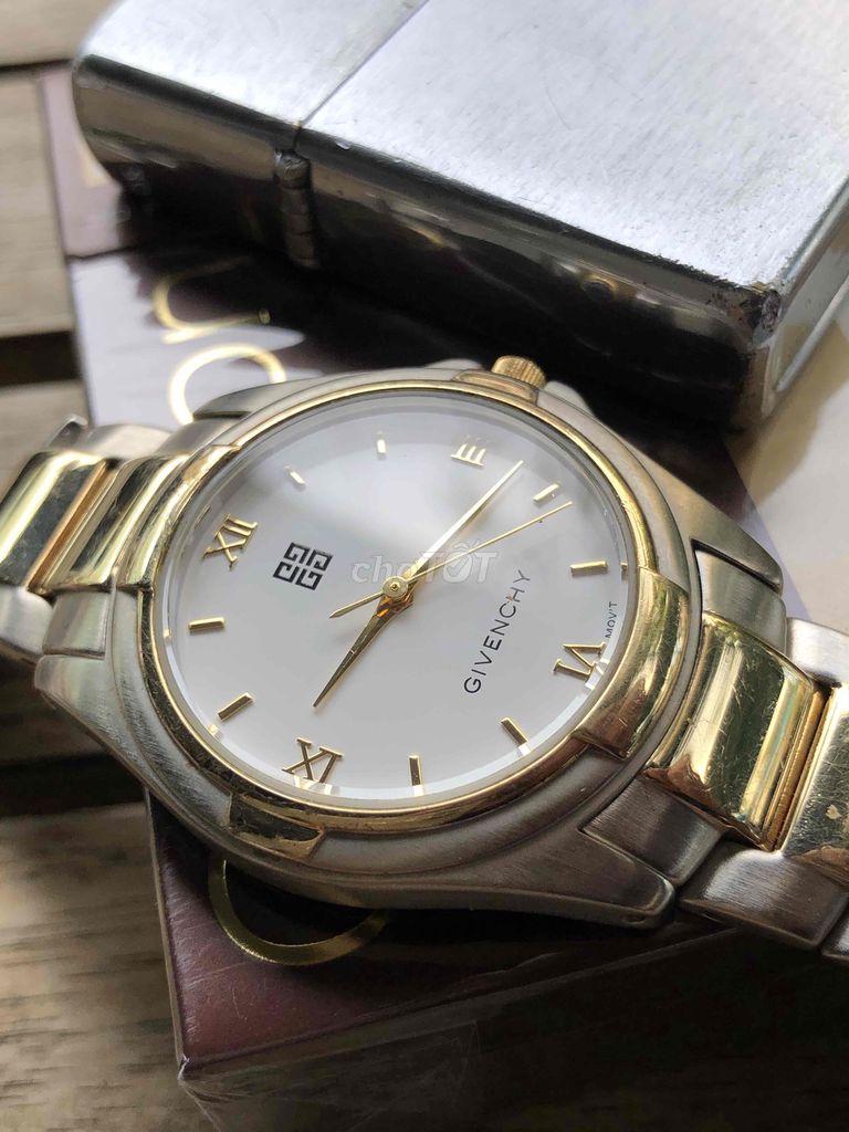 GIVENCHY thuỵ sỹ sz 36mm