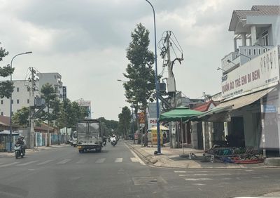 Cần bán đất Xây Biệt thự hoặc Villa ,Huyện Hóc Môn - Tp.Hồ Chí Minh