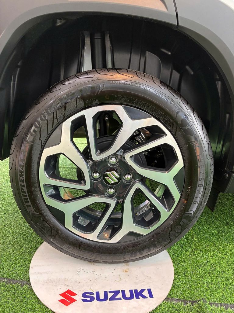 Suzuki Fronx GLX 2025 - Màu Trăng. Mua bán Ô tô tại Quận Tân Bình Tp Hồ Chí Minh được đăng bởi Liêu Thị Mộng Thương hình 5