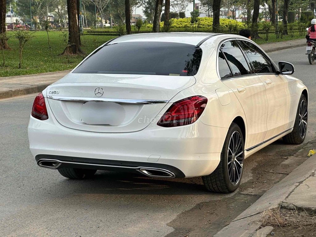 Mercedes Benz 2020 C200 Exclusive. Mua bán Ô tô tại Huyện Hóc Môn Tp Hồ Chí Minh được đăng bởi Hoàng Danh  hình 4