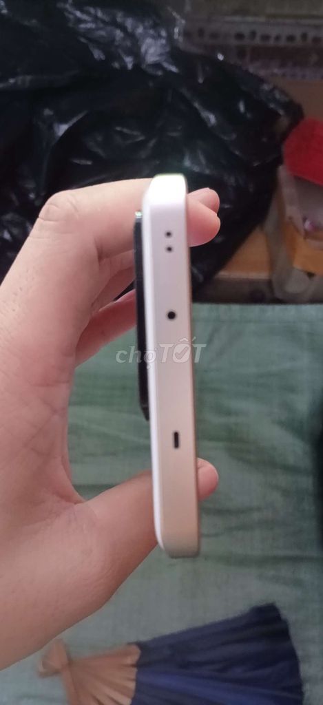 Xiaomi Redmi Trắng Đã sử dụng. Mua bán Điện thoại tại Quận 6 Tp Hồ Chí Minh được đăng bởi MR BEAST hình 1