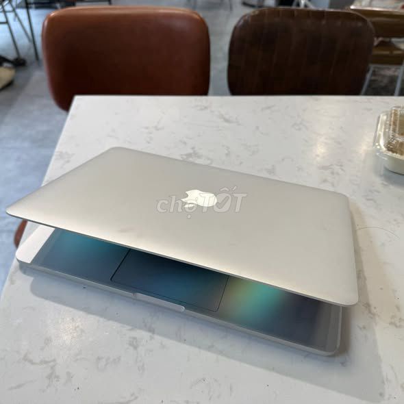 Apple MacBook Pro 13 2015. Mua bán Laptop tại Quận 1 Tp Hồ Chí Minh được đăng bởi Hội Đồ Điện Tử hình 1