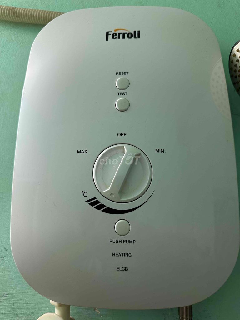 Máy nước nóng Ferroli làm nóng nhanh trắng. Mua bán Thiết bị vệ sinh, nhà tắm tại Thành phố Thuận An Bình Dương được đăng bởi Quý hình 1