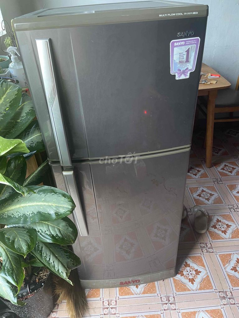Tủ lạnh Sanyo Xám. Mua bán Tủ lạnh tại Thành phố Buôn Ma Thuột Đắk Lắk được đăng bởi cu hung hình 1