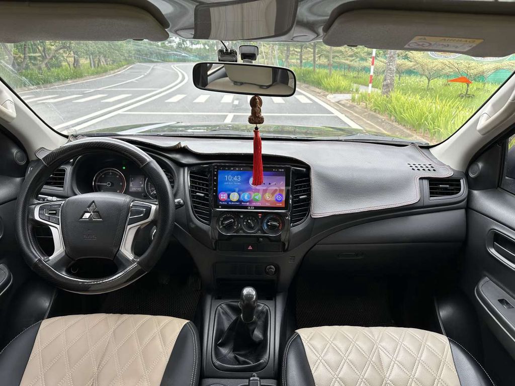 Mitsubishi Triton 2.4Mivec 2019MT xe đẹp k lỗi nhỏ. Mua bán Ô tô tại Quận Hà Đông Hà Nội được đăng bởi Hà Đông Car hình 4