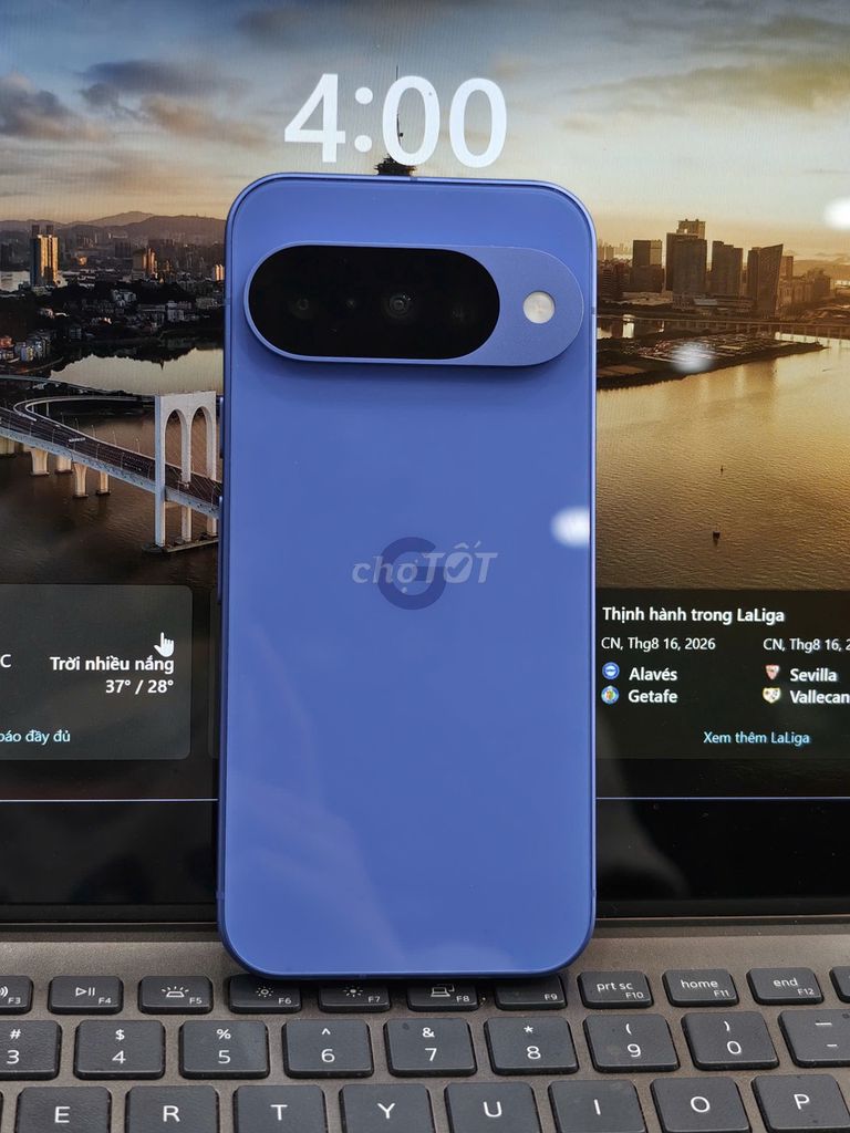 Google pixel 10 quốc tế có khay sim xanh 98,5%. Mua bán Điện thoại tại Quận Đống Đa Hà Nội được đăng bởi Hiếu Android Shop hình 1