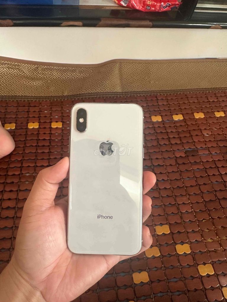 Apple iPhone X 64GB Trắng Nguyên zin. Mua bán Điện thoại tại Quận 6 Tp Hồ Chí Minh được đăng bởi Trí Trần hình 1