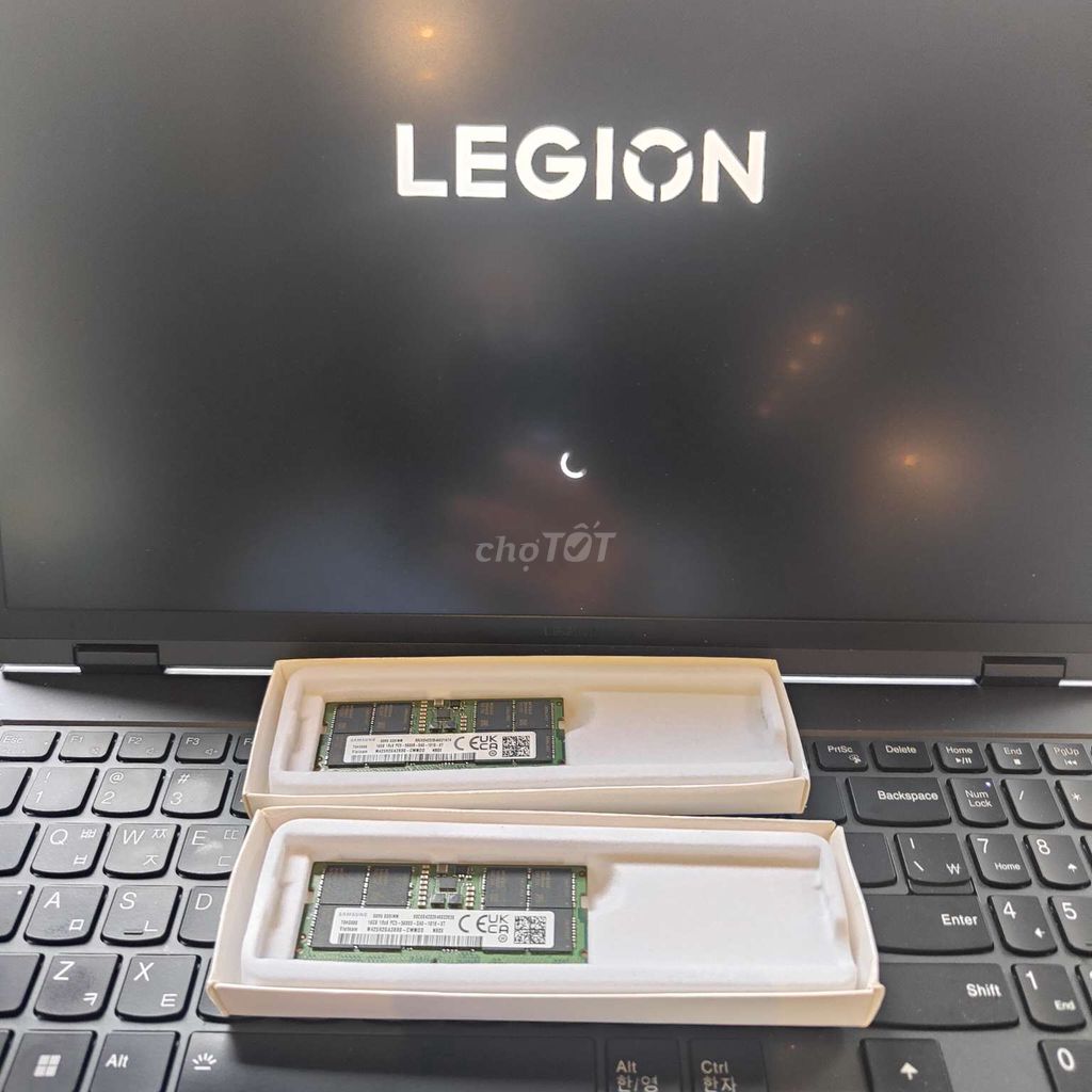Bán 2 ram laptop samsung DDR5 16G