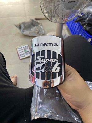 Mặt nạ xe máy Honda Super Cub 81-86. Mua bán Phụ tùng xe tại Quận 8 Tp Hồ Chí Minh được đăng bởi Minh Nhựt