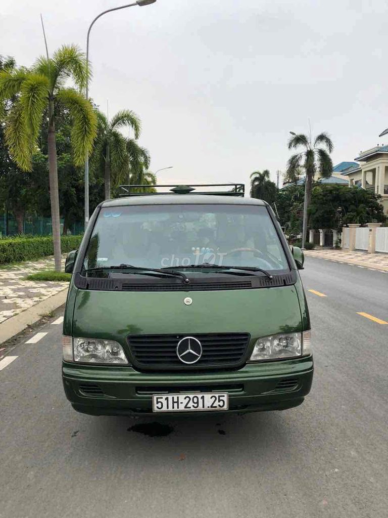 Mercedes Benz MB100 Limousine đời 2004