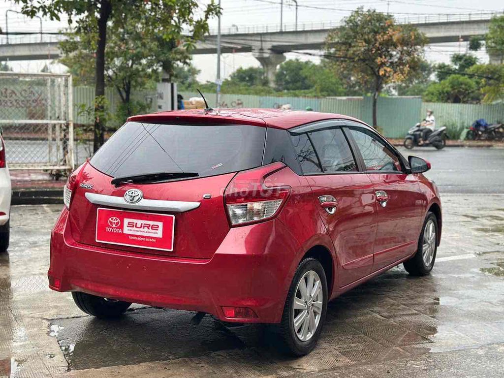 Toyota Yaris 2015 màu đỏ nhập thái xe zin chuẩn. Mua bán Ô tô tại Quận Gò Vấp Tp Hồ Chí Minh được đăng bởi Đại lý chính hãng xe qua sử dụng Toyota Sài Gòn hình 2