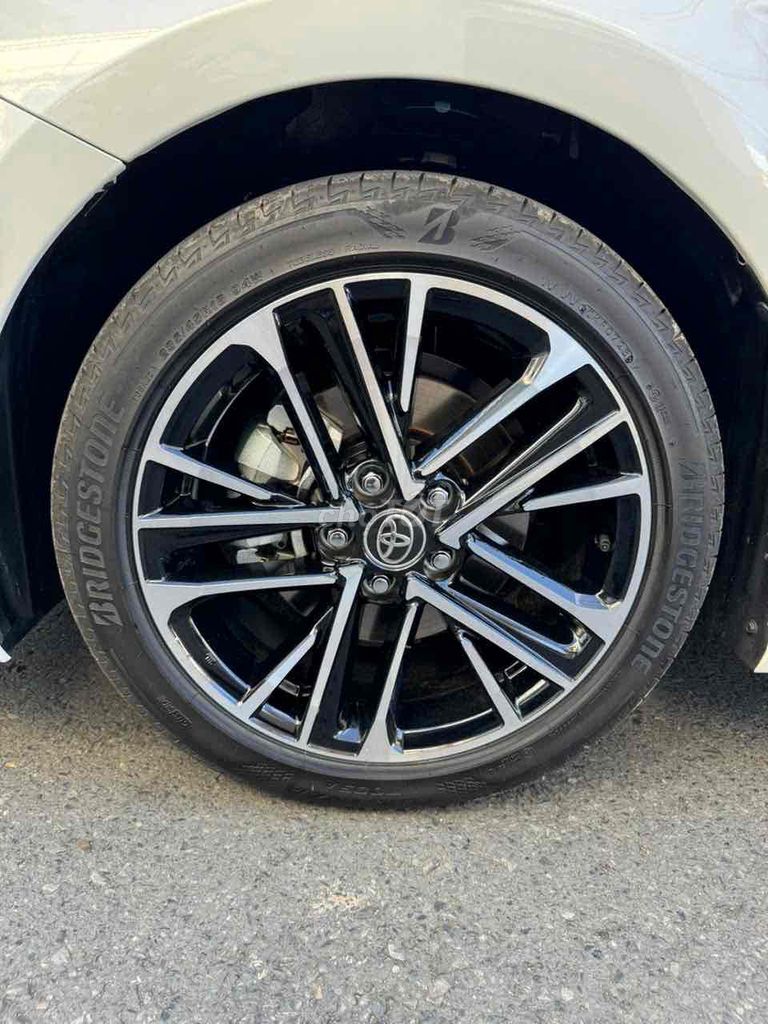 Toyota Camry 2025 2.5 HEV Mid - 2929 km. Mua bán Ô tô tại Huyện Thoại Sơn An Giang được đăng bởi Châu văn Quyền hình 16