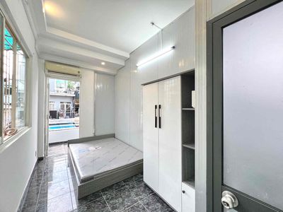 CHO THUÊ 2PN BAN CÔNG NGAY SÁT UEH NGUYỄN TIỂU LA QUẬN 10