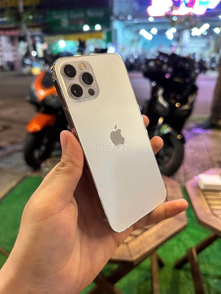Apple iPhone 12 Pro 128GB Bạc. Mua bán Điện thoại tại Quận 1 Tp Hồ Chí Minh được đăng bởi Hội Đồ Điện Tử hình 1