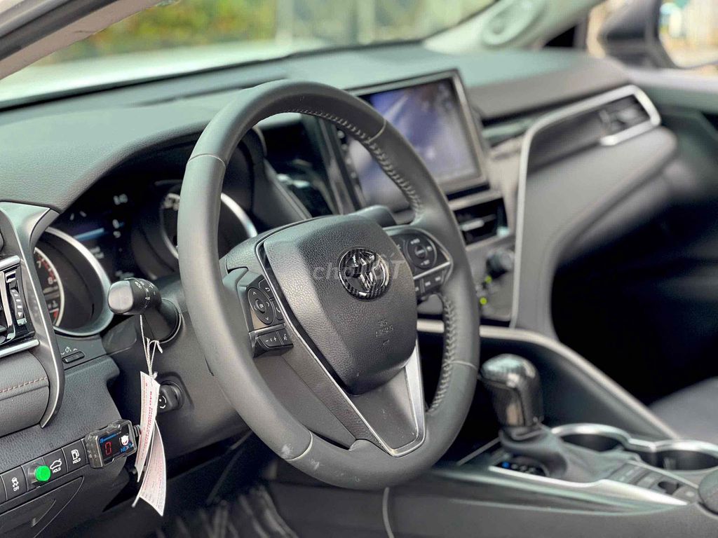 Toyota Camry 2022 2.0 Q. Mua bán Ô tô tại Quận Đống Đa Hà Nội được đăng bởi Hùng Nguyễn hình 9