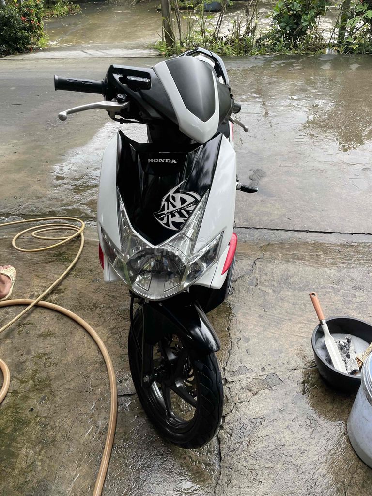 cần bán ab xe im ru ko hú hí. giảm mạnh tay cho ae. Mua bán Xe máy tại Thành phố Rạch Giá Kiên Giang được đăng bởi Lê Tài hình 2